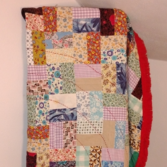 Other - Vintage Round Handmade Patchwork Fringe Quilt Throw/Tablecloth/ Decor 72x72